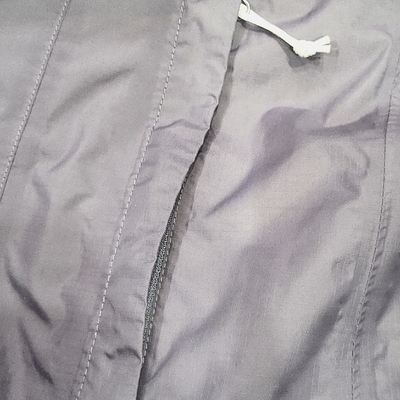 The North Face Purple Lightweight Water Resistant Hooded fleece lined triclimate - Picture 7 of 16